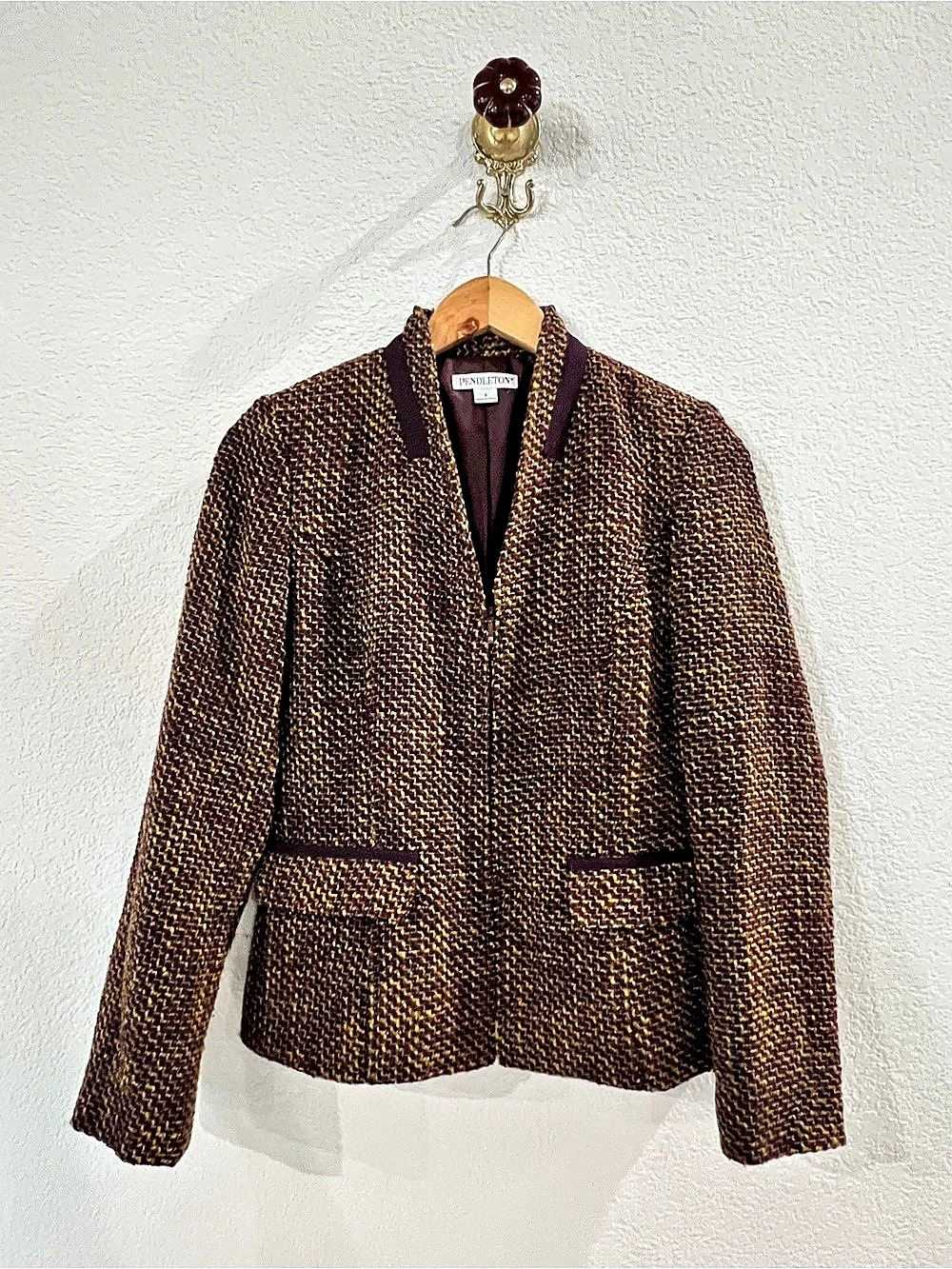 Pendleton Textured Blazer in purple & Yellow Like New
